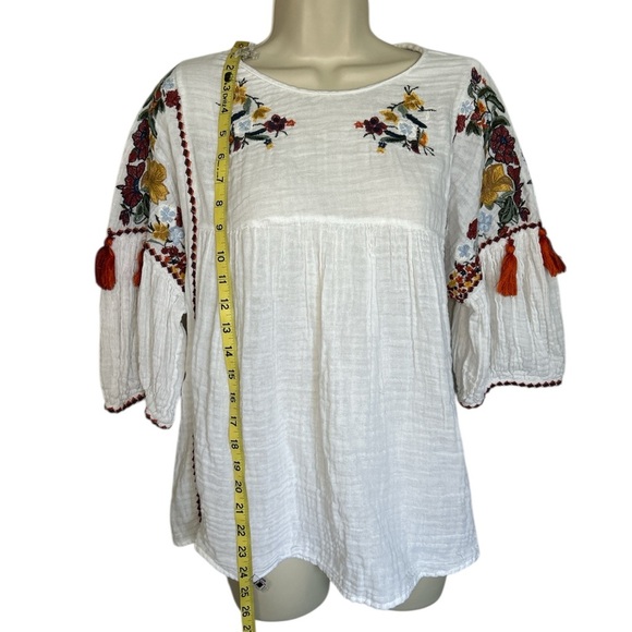 For The Republic White Blouse with Floral Embroidery - Picture 2 of 6